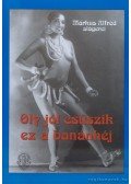 Márkus Alfréd - Oly jól csúszik ez a banánhéj