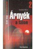 Role, Gordon - Árnyék a falon