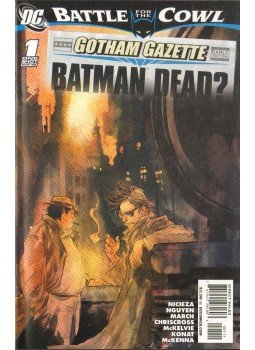 Nicieza, Fabian, Chriscross, Nguyen, Dustin, March, Guillem, McKelvie, Jamie, Konat, Alex, Mark McKenna - Gotham Gazette 1. Nicieza, Fabian, Chriscross, Nguyen, Dustin, March, Guillem, McKelvie, Jamie, Konat, Alex, Mark McKenna - Gotham Gazette 1., 2009 antikvár könyv