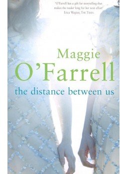 Farrell O Maggie - The Distance Between Us Farrell O Maggie - The Distance Between Us, null 2004 antikvár könyv