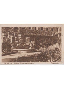 - M. kir. áll. Horthy Miklós gyógyintézet - Parkrészlet (képeslap) - M. kir. áll. Horthy Miklós gyógyintézet - Parkrészlet (képeslap), Budapest 0 antikvár könyv
