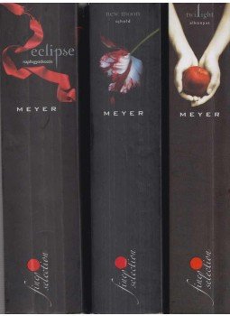 Stephenie Meyer - 3 db Twilight - Alkonyat kötet Stephenie Meyer - 3 db Twilight - Alkonyat kötet, 0 antikvár könyv