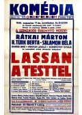 Rejtő Jenő,Nádassy László - Lassan a testtel! Rejtő Jenő és mások jeleneteivel írt zenés bohózatrevü 15 képben. A Komédia Orfeum kétszínnyomású plakátja.
