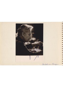  - Fotó- és aláírásgyűjtemény Herbert von Karajan, Lorin Maazel karmesterek, José Carreras operaénekes aláírt portréjával,  1980 antikvár könyv