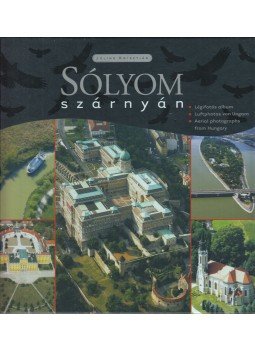 Jüling Krisztián - Sólyom szárnyán Jüling Krisztián - Sólyom szárnyán, 0 antikvár könyv