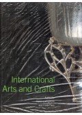 Karen Livingstone,Linda Parry - International Arts and Crafts