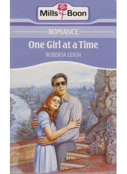 Roberta Leigh - One Girl At A Time Roberta Leigh - One Girl At A Time, London 1990 antikvár könyv