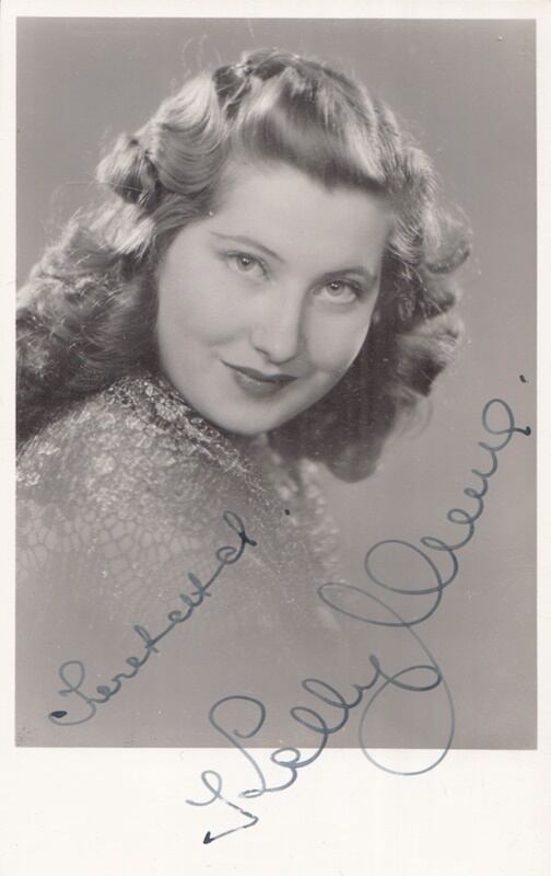  - Kelly Anna énekesnő dedikált, aláírt portréja (1940 körül), Budapest 1940 antikvár könyv