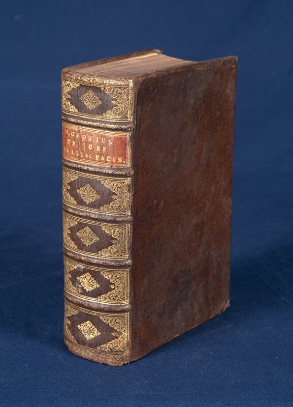 Grotius, Hugo - De jure belli ac pacis libri tres (1720)
