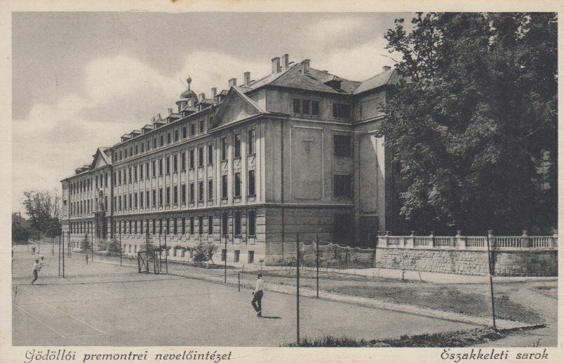  - Gödöllői premontrei nevelőintézet, észekkaleti sarok (képeslap), Budapest 0 antikvár könyv