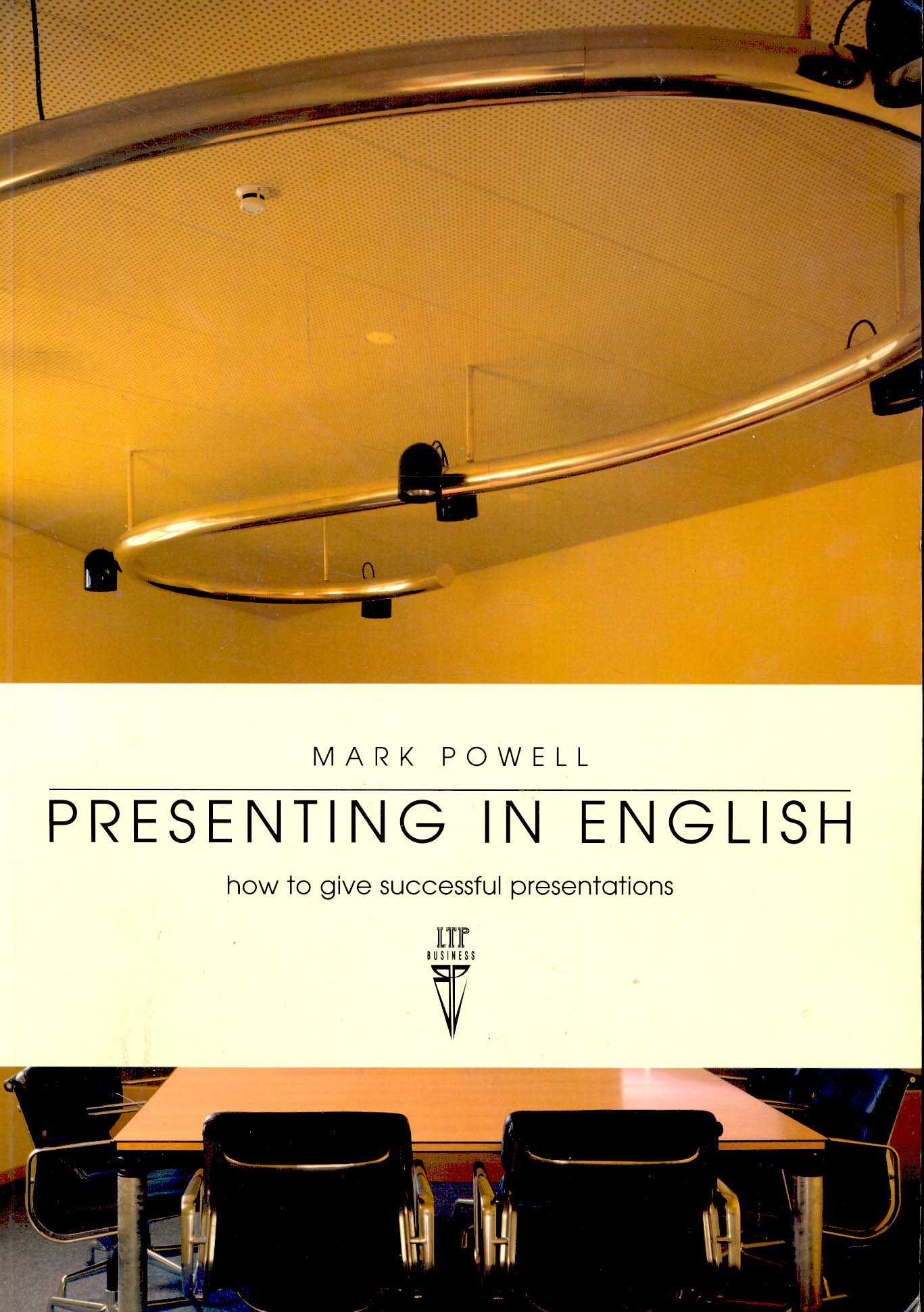 POWELL, MARK - Presenting in English POWELL, MARK - Presenting in English, Hove 1997 antikvár könyv