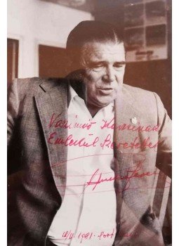  - Puskás Ferenc dedikált fotója,  1981 antikvár könyv